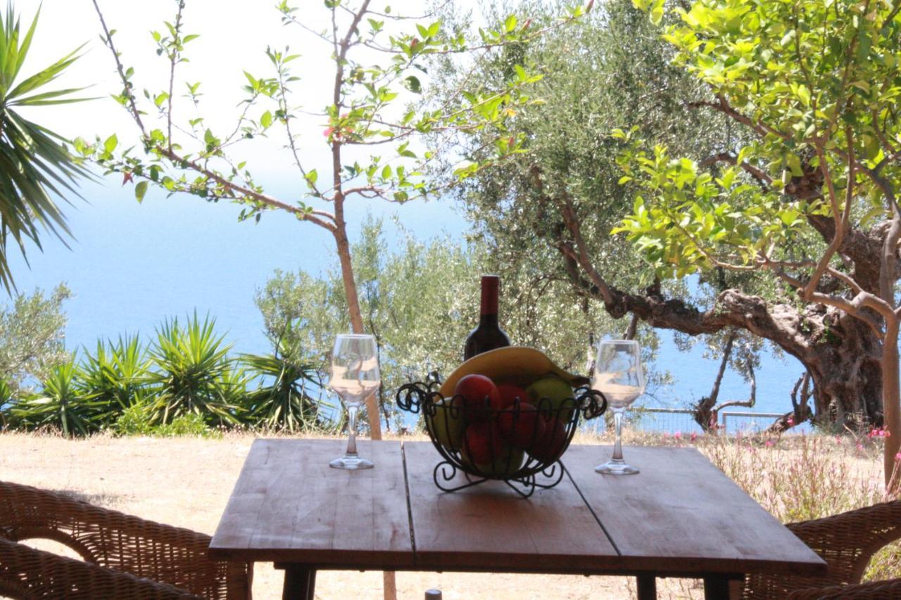 Sea And Mountain View Villa Kalamata Eksteriør billede