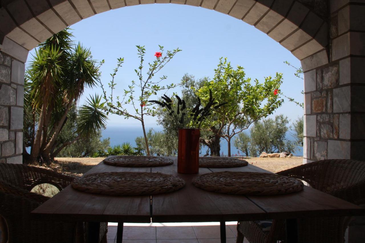 Sea And Mountain View Villa Kalamata Eksteriør billede